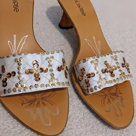 Slip on heeled sandals size 40/10 - Picture 2 of 6